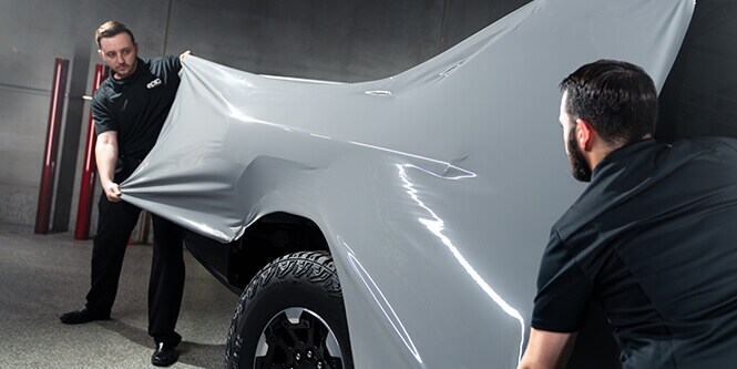 Roll of protection wrap film and 3M box