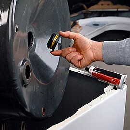 3M™ 네오프렌 고성능 고무 가스켓 접착제 1300