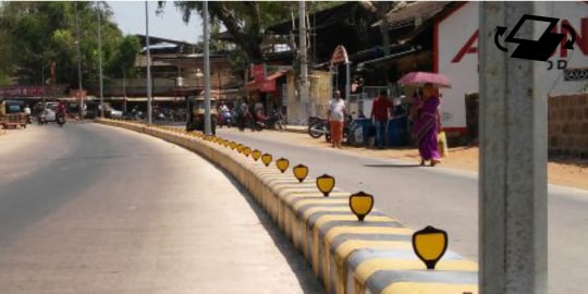 Flexible median markers placed on channelizing islands
