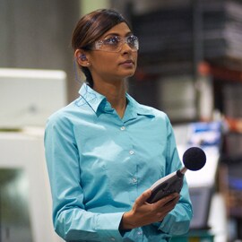 3m detection solutions allow the wearer to measure sound levels and help identify where hearing protection may be needed