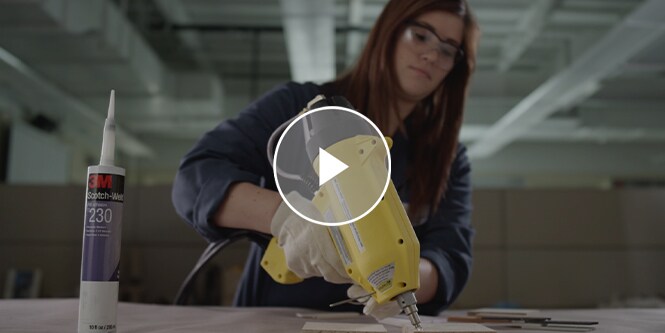 3M™ Scotch-Weld™ PUR 접착제 비디오
